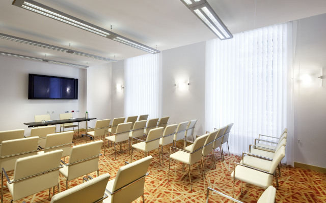UNA HOTELS Napoli