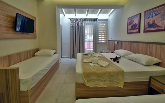 Dafni Plus Hotel