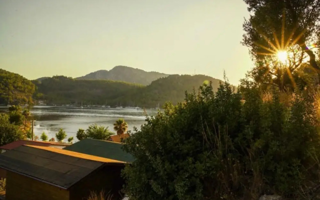 Kairos Pasa Bungalow