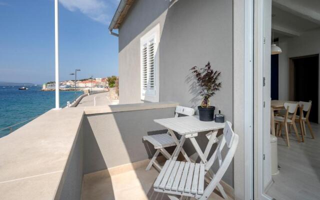 Exclusive Boutique Seaside Suites