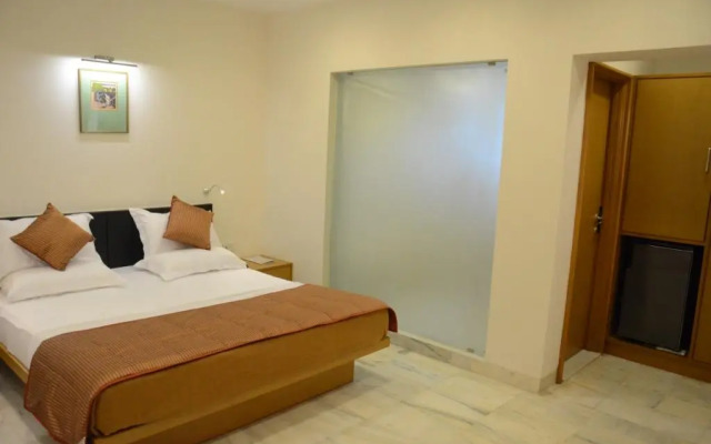 Hotel Yuvraj