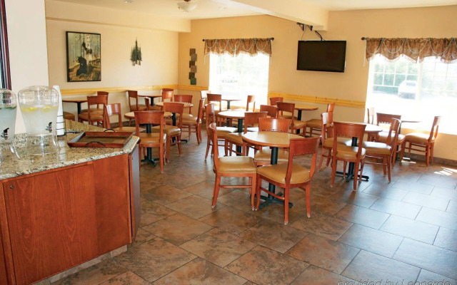 Best Western Plus Kalispell/Glacier Park West Hotel & Suites