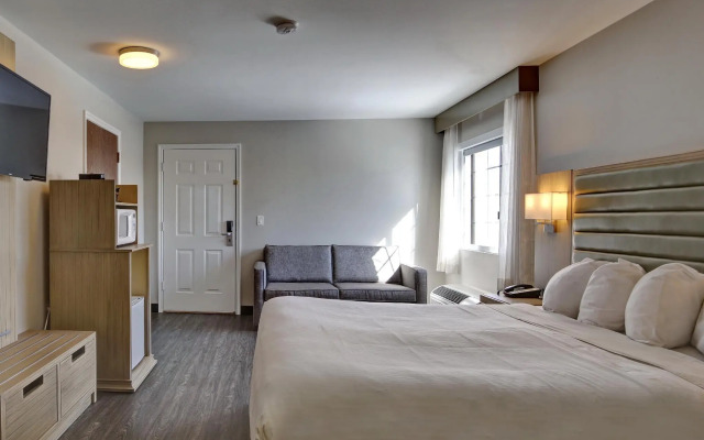 GreenTree Inn Flagstaff