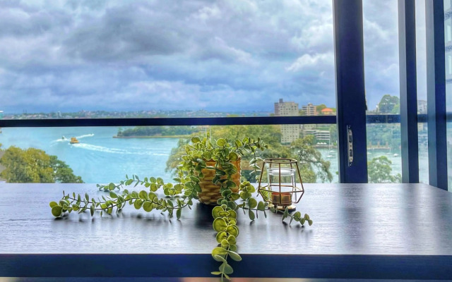 Luxurious 2 bed apartments Lavender Bay view