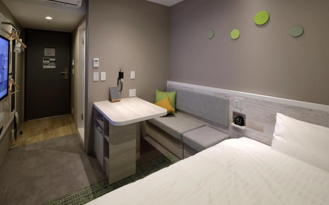 Jr West Group Via Inn Shinosaka Shomenguchi