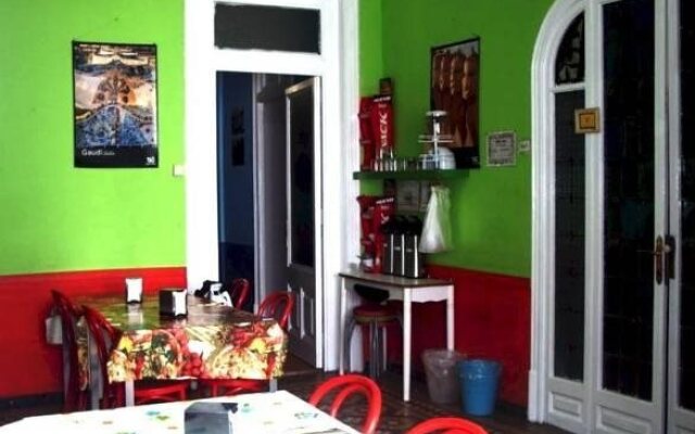 Backpackers House Bcn