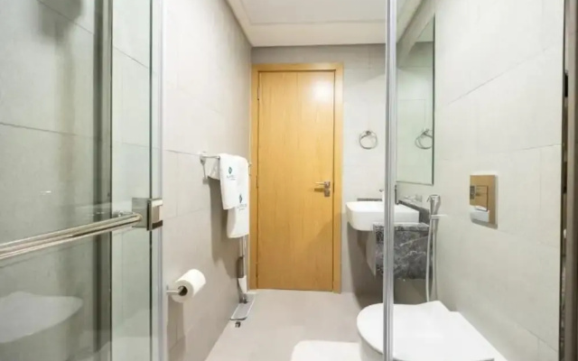 Bloomfields Dreamy 2BR in Radiant Boulev