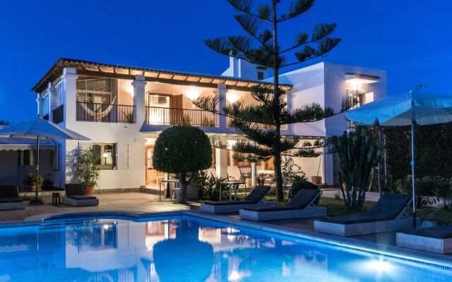 Villa Wicker
