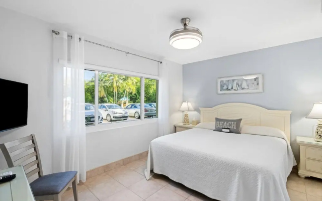 London House Seven Mile Beach Cayman
