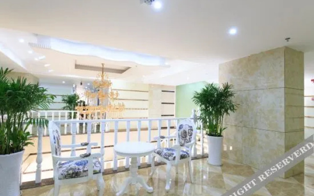 Mai Guo Light House Hotel