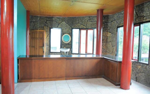 SPOT ON 2584 Hotel Karya Nunggal Asri