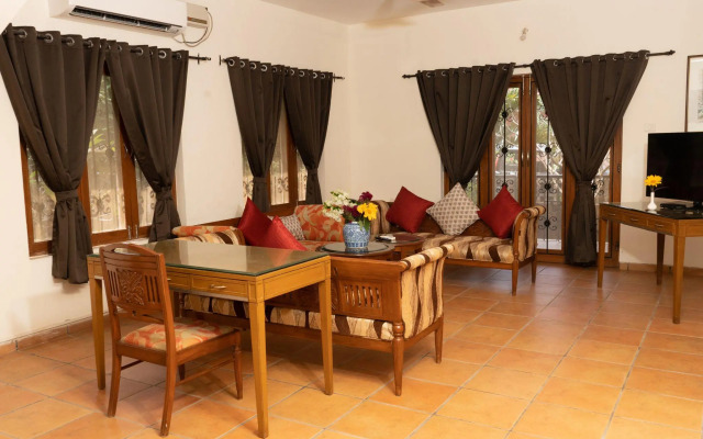 Jasminn Casa Laguna