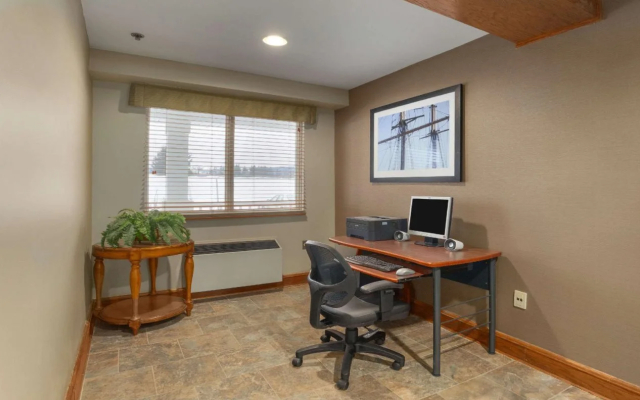 Travelodge Suites by Wyndham Moncton
