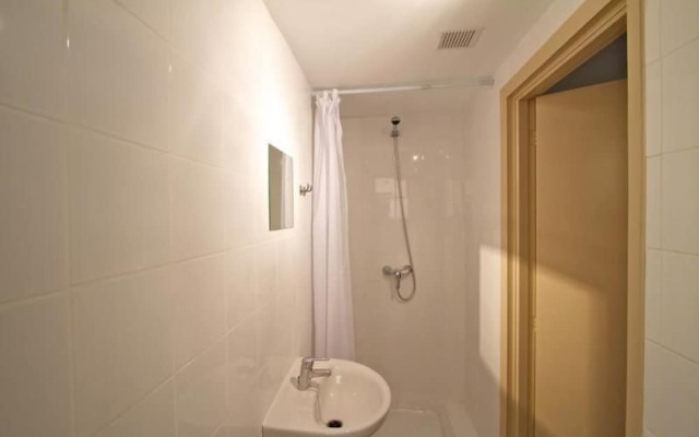 Hostal Paris