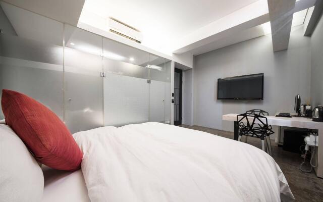 Smart Hotel Geumjeong