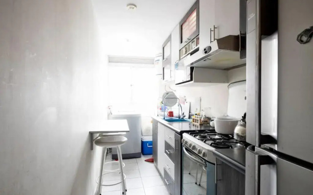 Departamento céntrico y moderno, exelente ubic.