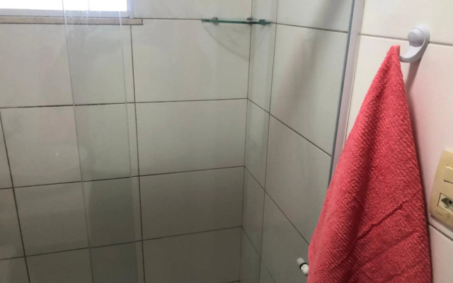 Apartamento aconchegante em condomínio fechado.