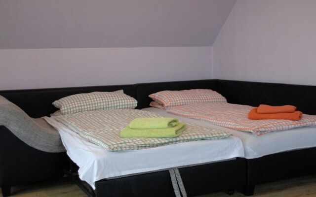 Luxurious Seaside Apartment in Pepelow