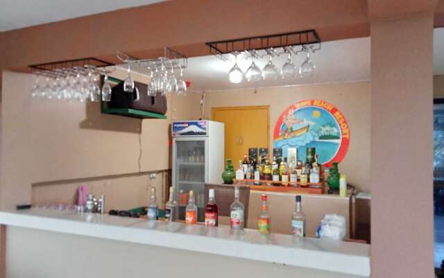 Mope Beach Resort