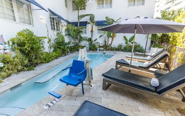Oceanside Hotel and Suites