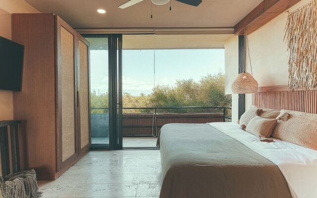 Luxury and Mordern Beachfront Condo by BT Homes