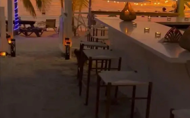 Casa Rosada Beach Front