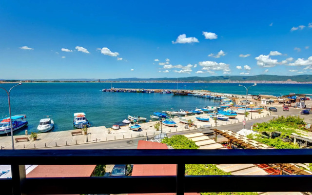 Panorama Blue