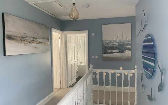 Mevagissey Holiday Home - sea View and Parking