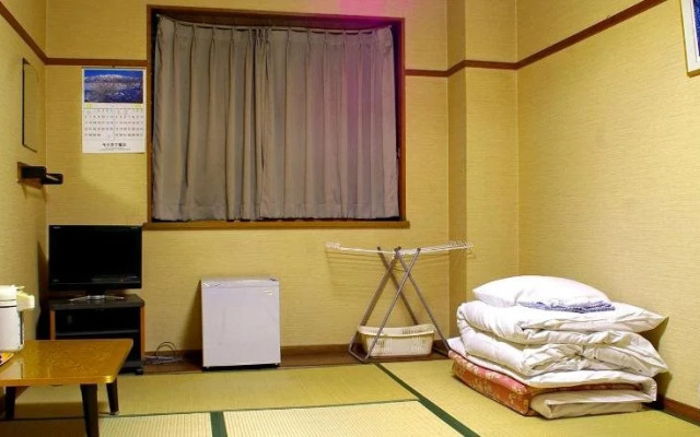 Business Hotel Sakigake Honkan