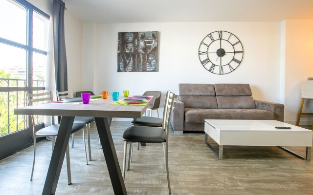 OleHolidays 111 Centro Puerto Banús 50 m. Playa