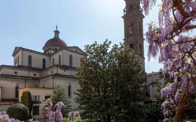 Movie Star Apartment with garden
