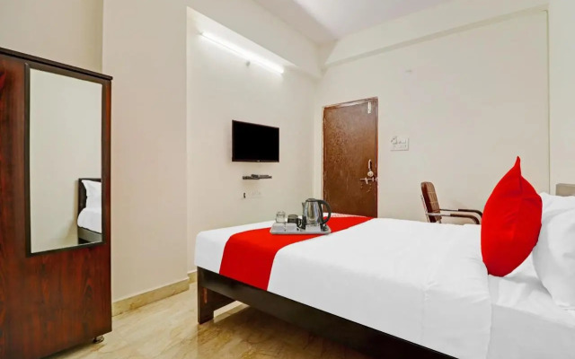 OYO 70119 Happy stay Hotels