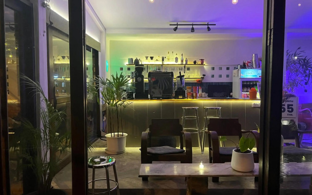 Pha Thai House
