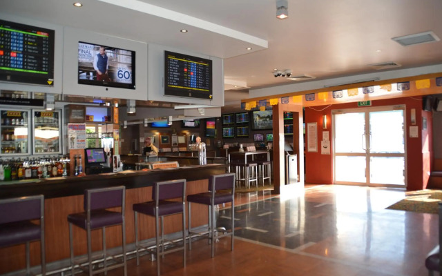 O'Shea's Royal Hotel