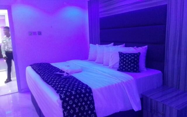 Global Signature Hotel and Resort