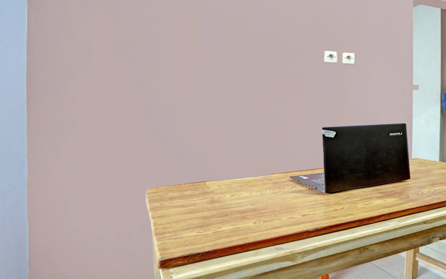 Hotel O Sobat Ijen HomestayNearSungai Prengsengan