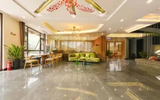 Yuntai Mountain Muze Shanli Hotel