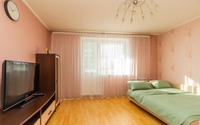 Апартаменты на улице Академика Королёва 7