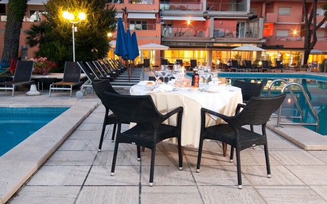 Versilia Palace Hotel