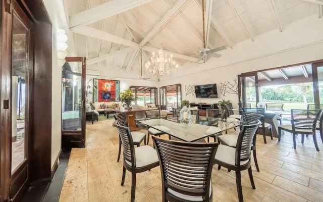 Wonderful 5BR Villa w Jacuzzi at Ingenio