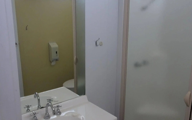 Turn-In Motel