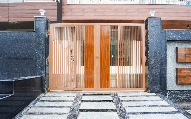 Super Townhouse Sector 121 Noida