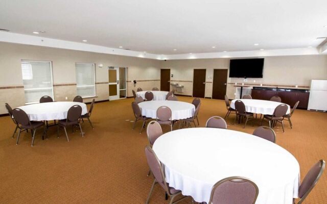 Sleep Inn & Suites Colby