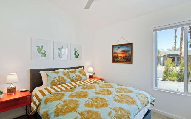 Demuth Park Desert Oasis - Pool - Tiki Room