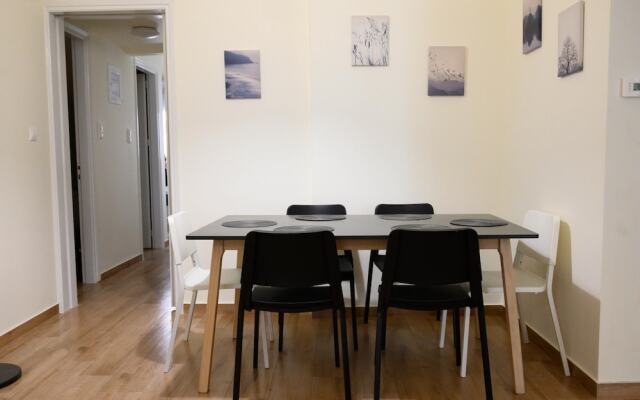 Stella s Minimal Lodge