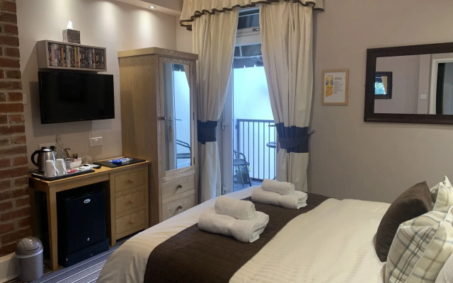 Arran Lodge