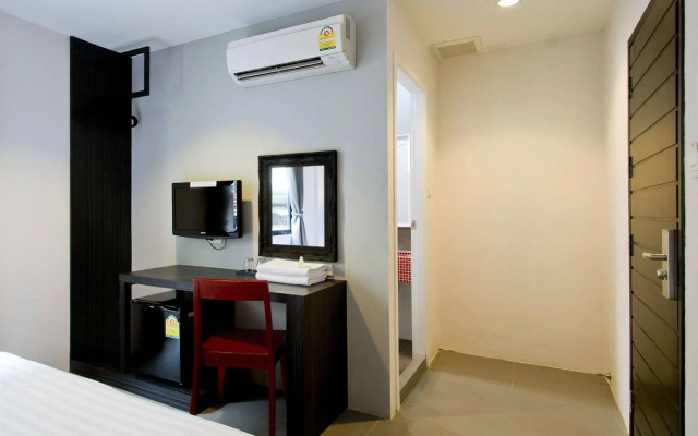 DI Place Hotel
