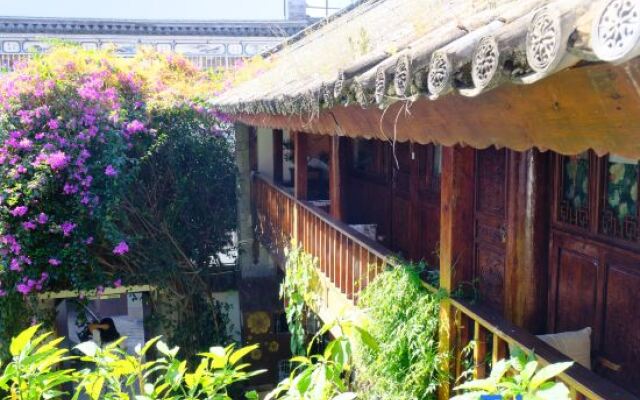 Dali Ancient Town Meishan Guesthouse