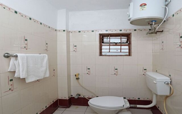 OYO 9547 Hotel Atmaram Lodging