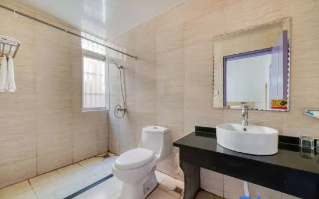 Ningbo wanlihang Hotel (Beilun Yintai store)